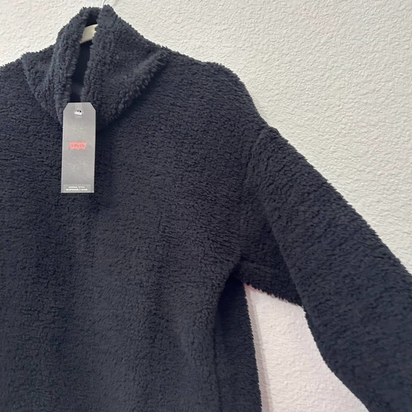 LEVI'S Aura Sherpa Black NWT size Small - Picture 5 of 7